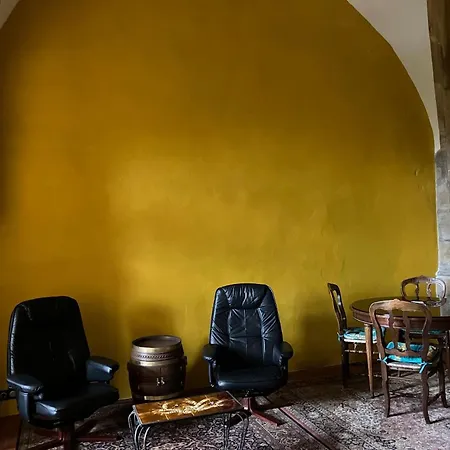 Chateau D Albon - Catherine De Medicis Bed & Breakfast