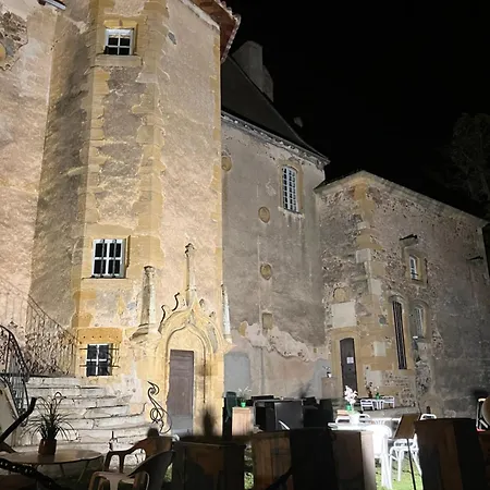 Chateau D Albon - Catherine De Medicis Bed & Breakfast 3*
